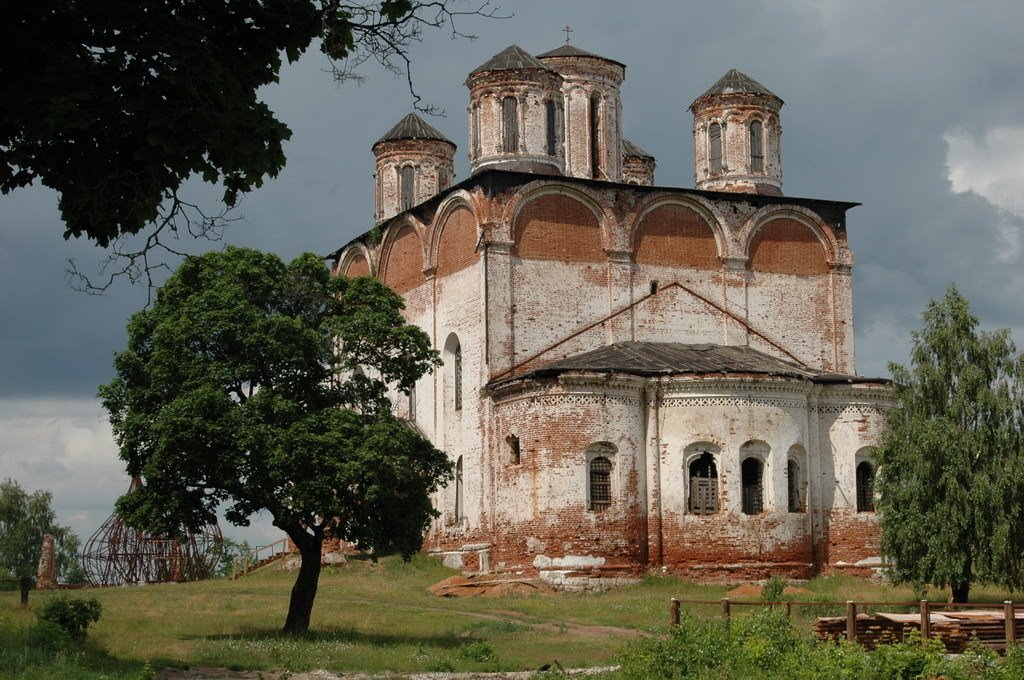 Фролищи, монастырь Фролищева пустынь