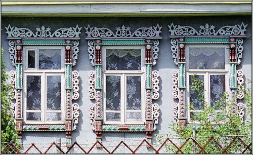 Вичугские наличники. Фото 2004 г.