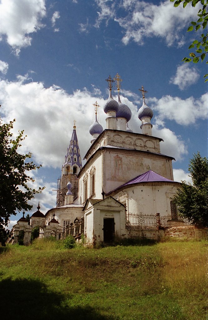 Палех. Крестовоздвиженский храм