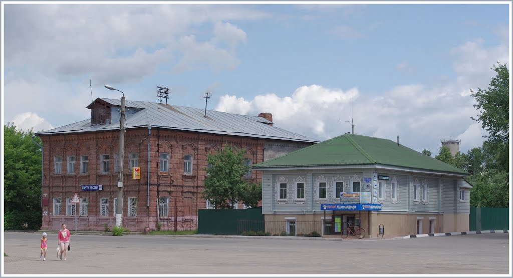 Приволжск. Старые здания. 07.2013.