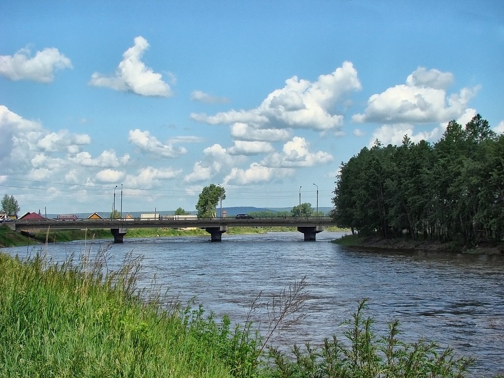 Нижнеудинск. Мост через протоку Застрянку. - Bridge over Zastryanka.