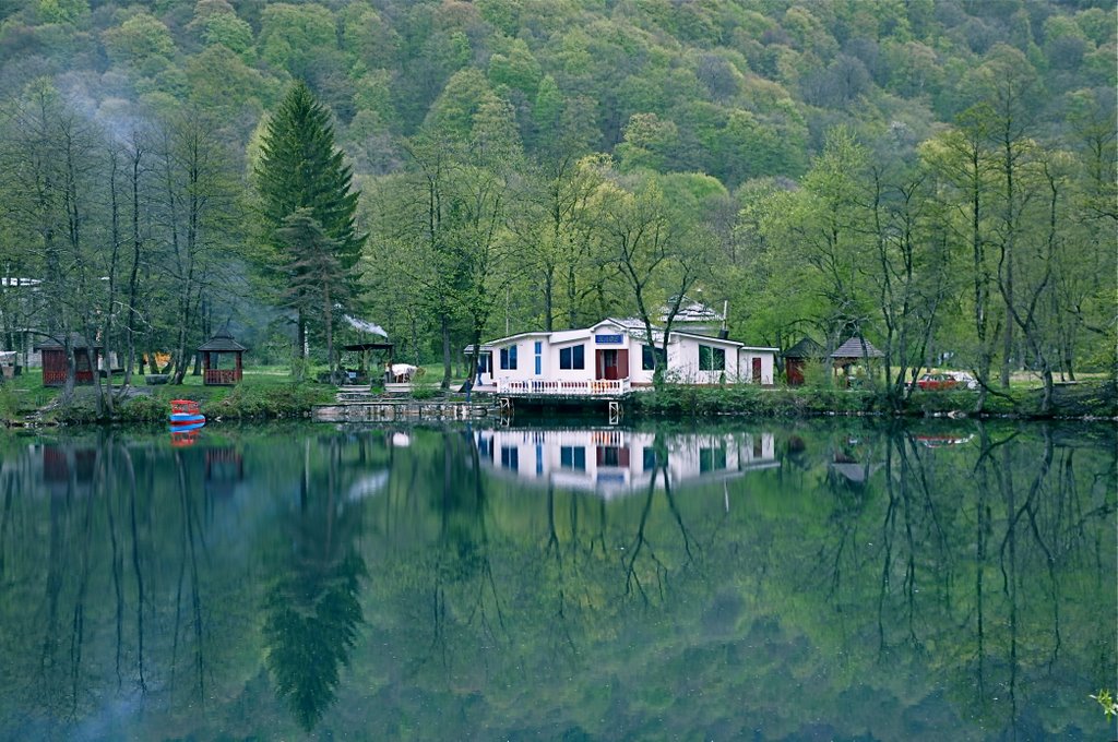 Нижнее голубое озеро - Lower blue lake