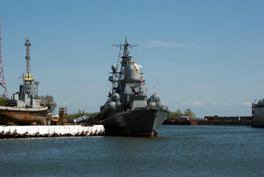 Малый ракетный корабль "Зыбь" у пирса Судоремонтного завода №33 / The small missile ship "Zyb" ("Ripple") at a pier of Ship-repair factory №33 (09/05/2008)