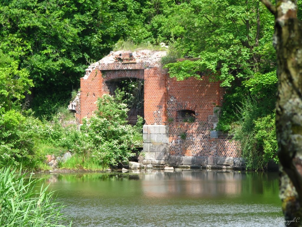 Old fortification. Baltiysk (earlier Pillau) (zoom 3x)