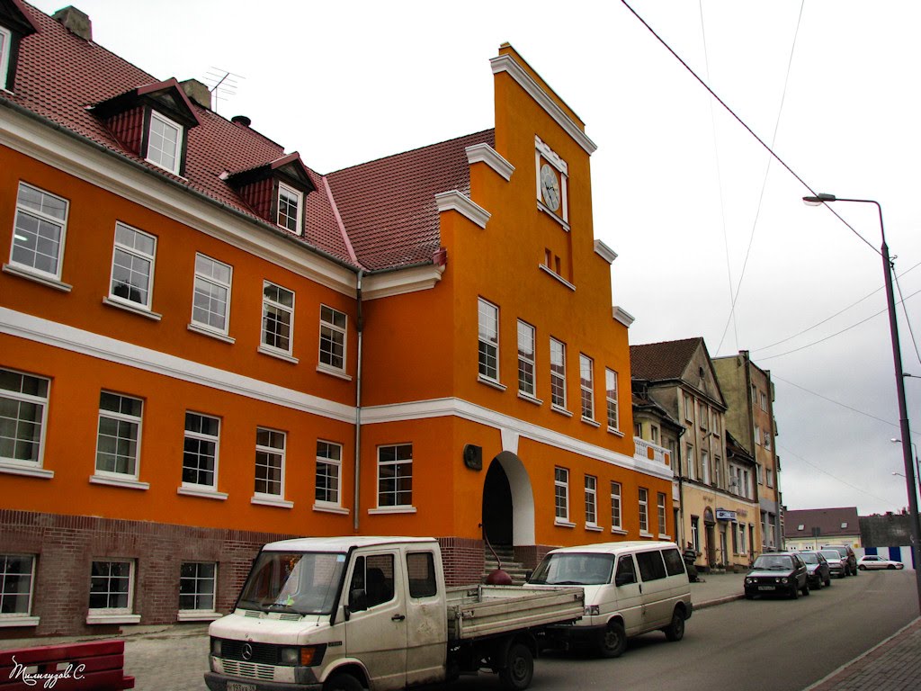 Rathaus Tapiau (now The Childrens Center)