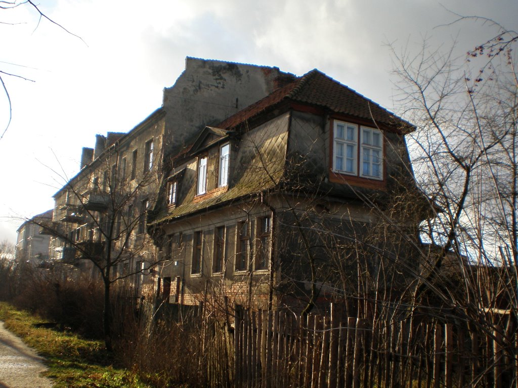 Дом по улице Школьная
