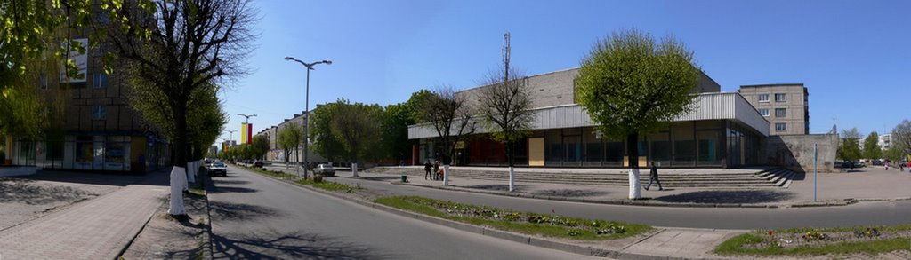 Кинотеатр Буревестник на ул. Советской