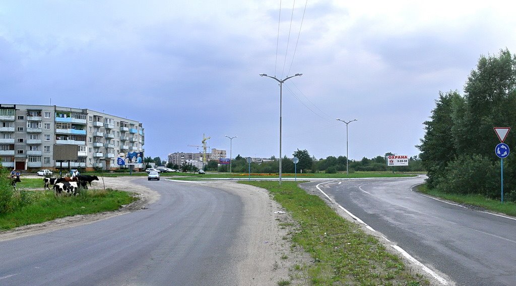 Круговая развязка на въезде в город
