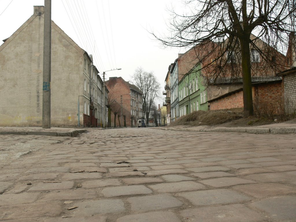 Брусчатка, улица Искры