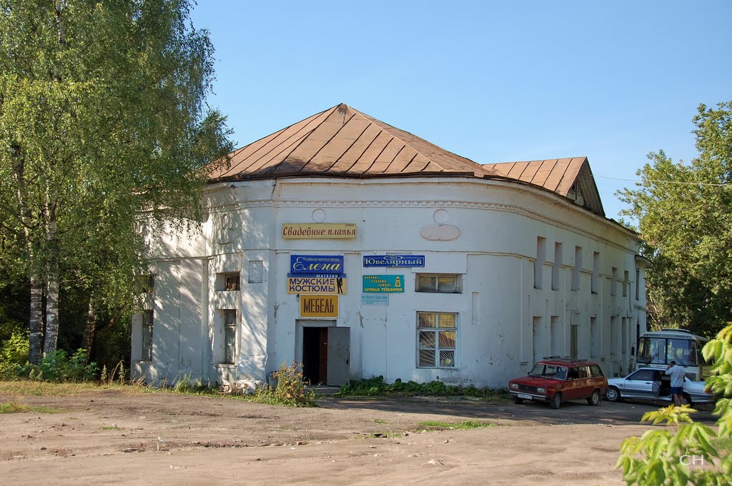 Бежецк. Казанская церковь  (бывшая)