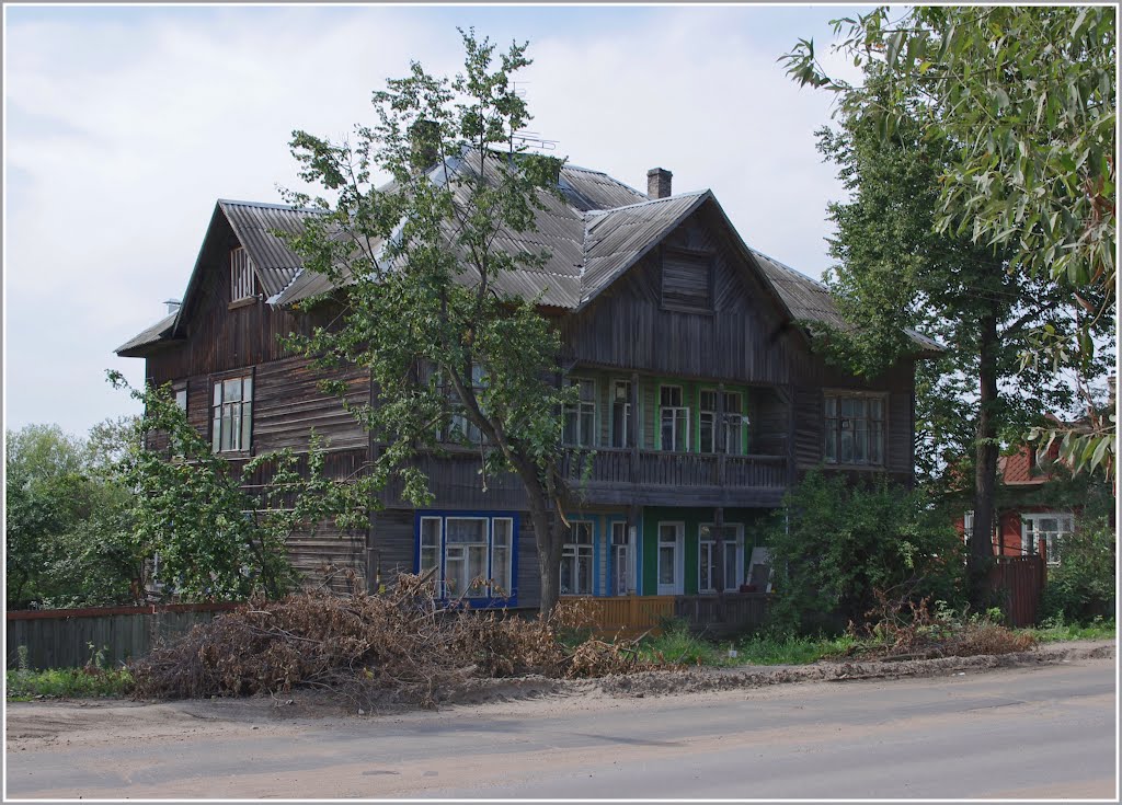 Бежецк. Старый дом. 08.2012.