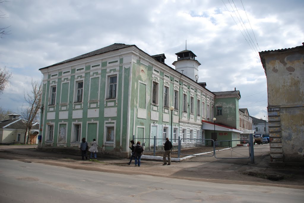 Вышний Волочёк. Бывшие уездные присутственные места