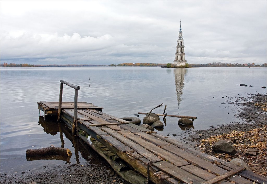 Uglich Water Reservoir / Kalyazin, Russia