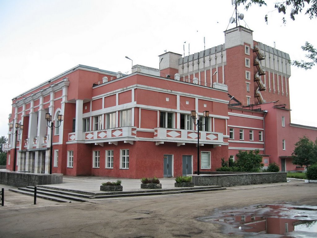 Dramatic theater 2