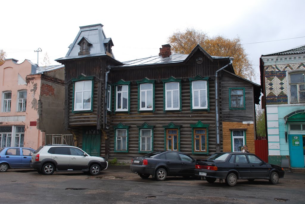 Кимры. Старый деревянный дом на ул. Кирова