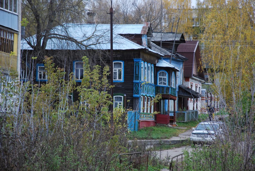 Кимры. Группа деревянных домов на улице Карла Либкнехта