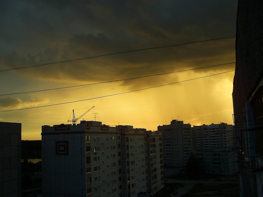 "Жёлтая гроза" (Yellow thunderstorm)