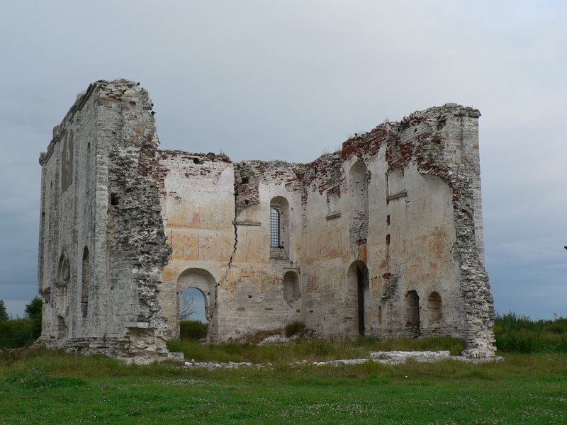 Остатки храма