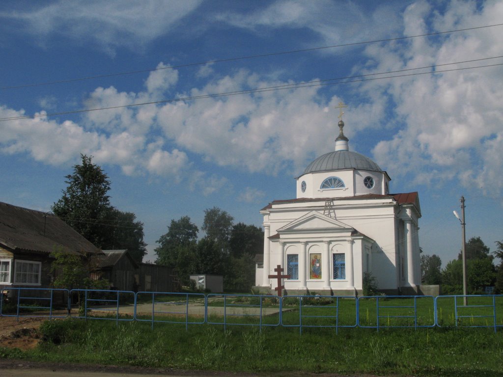 Максатиха. Храм всех святых