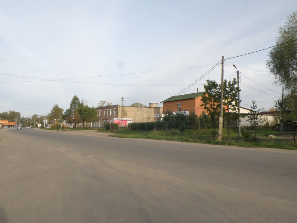 Оленино. Вокзальная площадь. Olenino. Station square