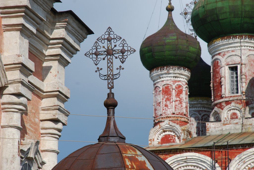 Осташков. Крест.