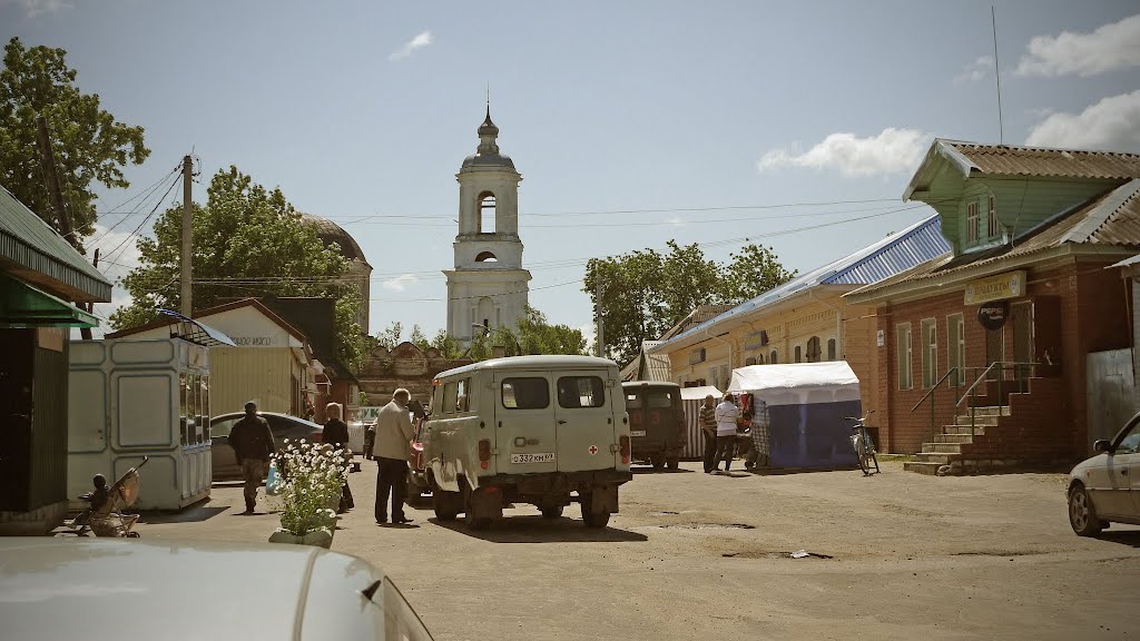 Поездка по Тверской и Московской областям. Фотографии дорог, населенных пунктов, достопримечательностей.