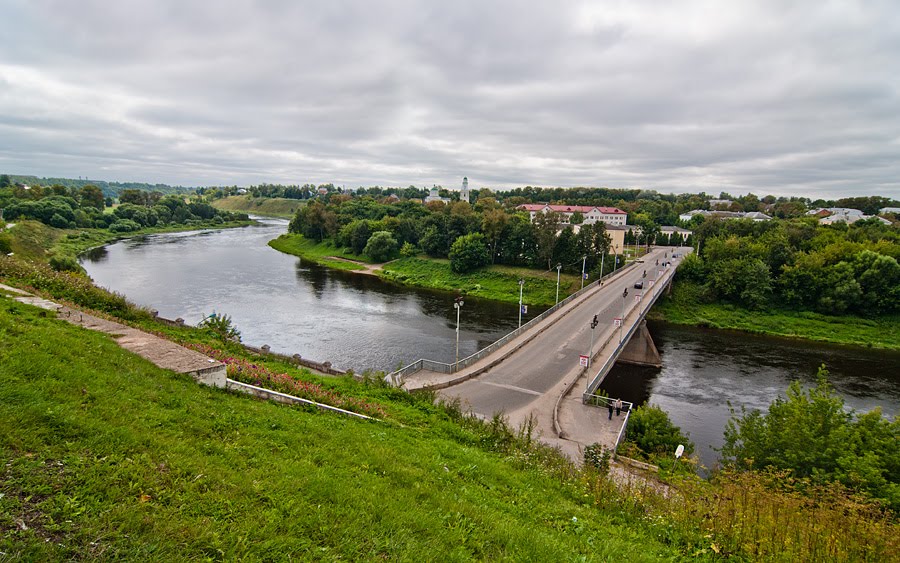 Мост через Волгу