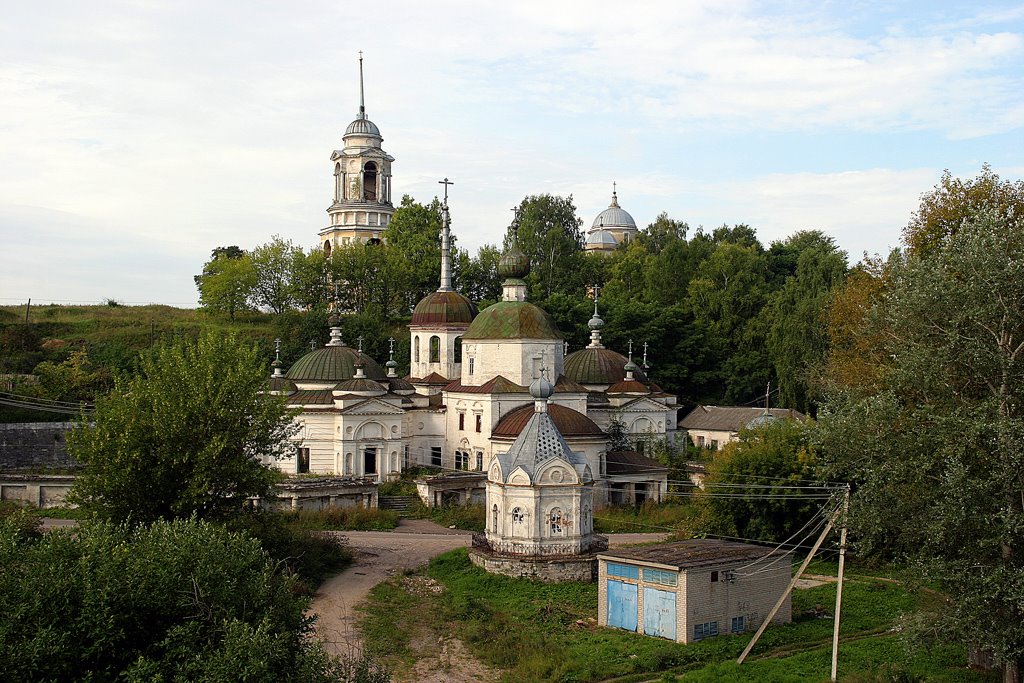 Старица. Пятницкая церковь.