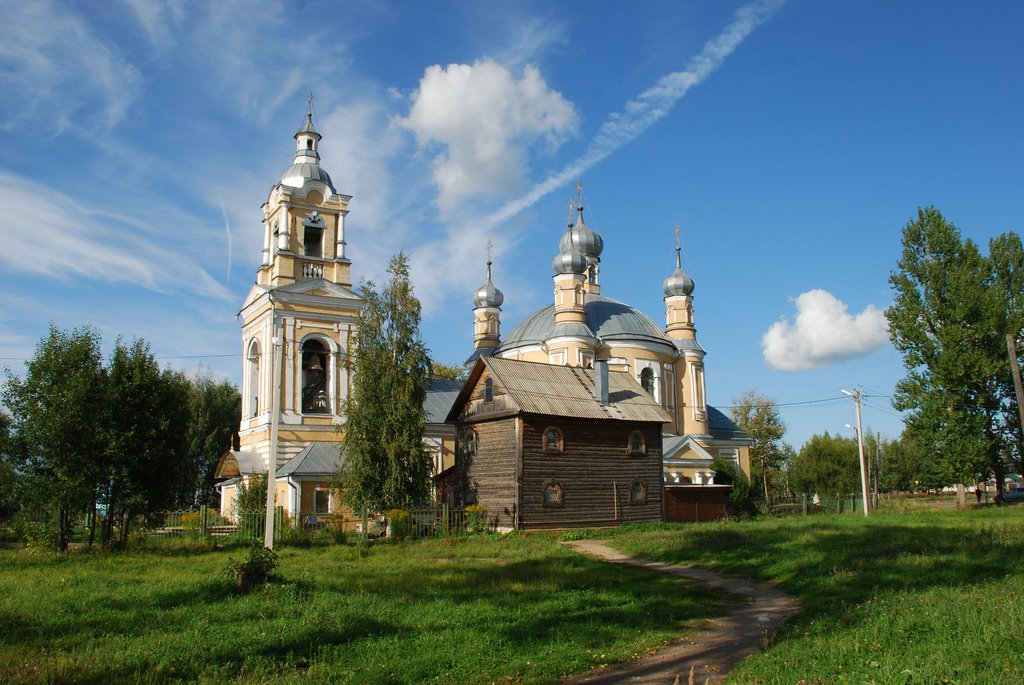 Старица. Ильинская церковь.
