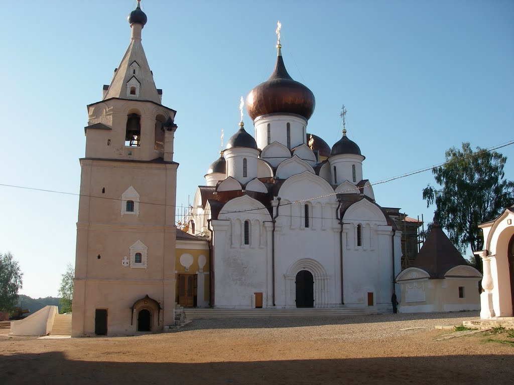 Russia.Staritsa.Svyato Dormition Monastery