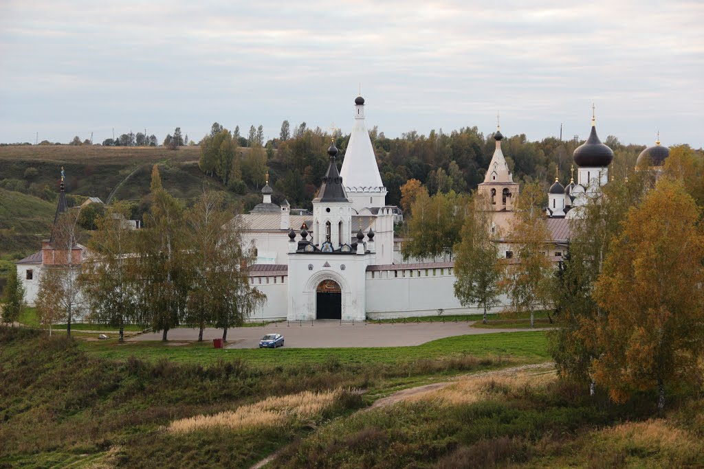 Старица. Старицкий Успенский мужской монастырь
