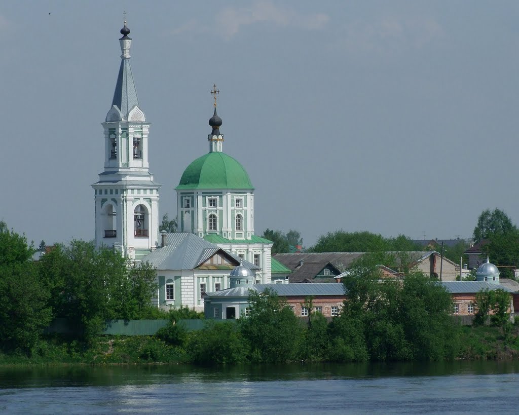 г. Тверь, Церковь Троицы Живоначальной "Белая Троица". Tver, Church of Trinity " White Trinity ".