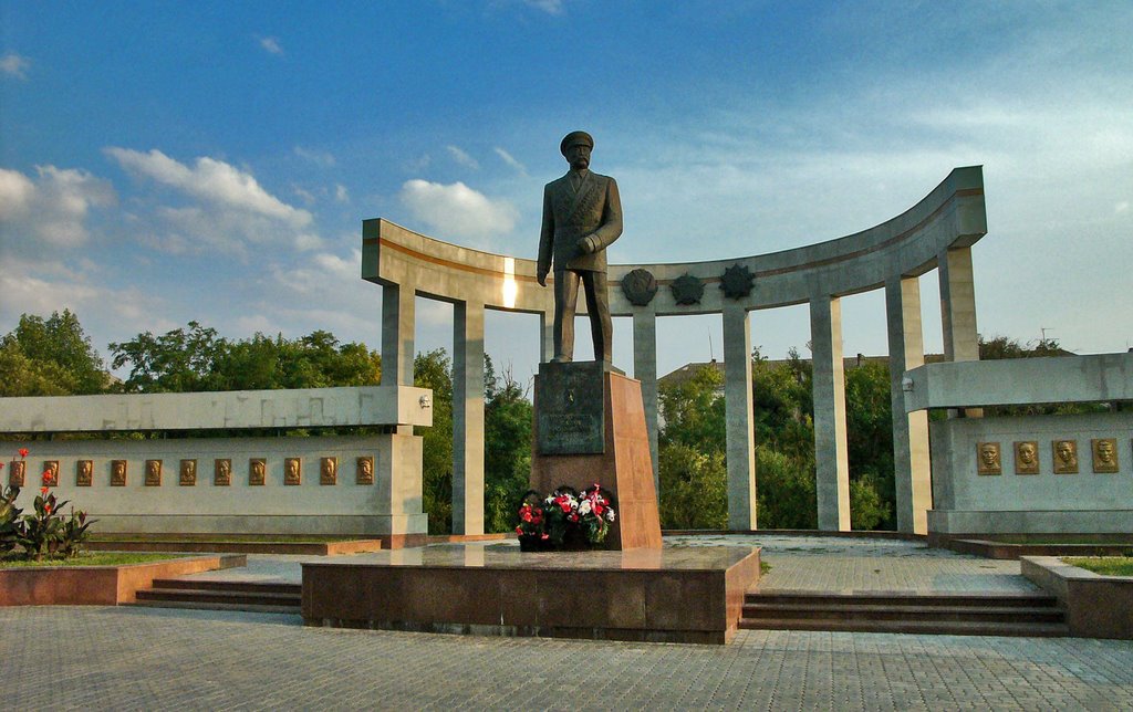 Мемориальный комплекс «Аллея героев».