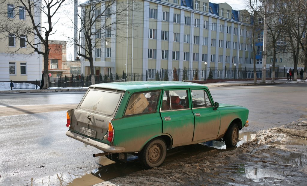 Moskvich, still running...