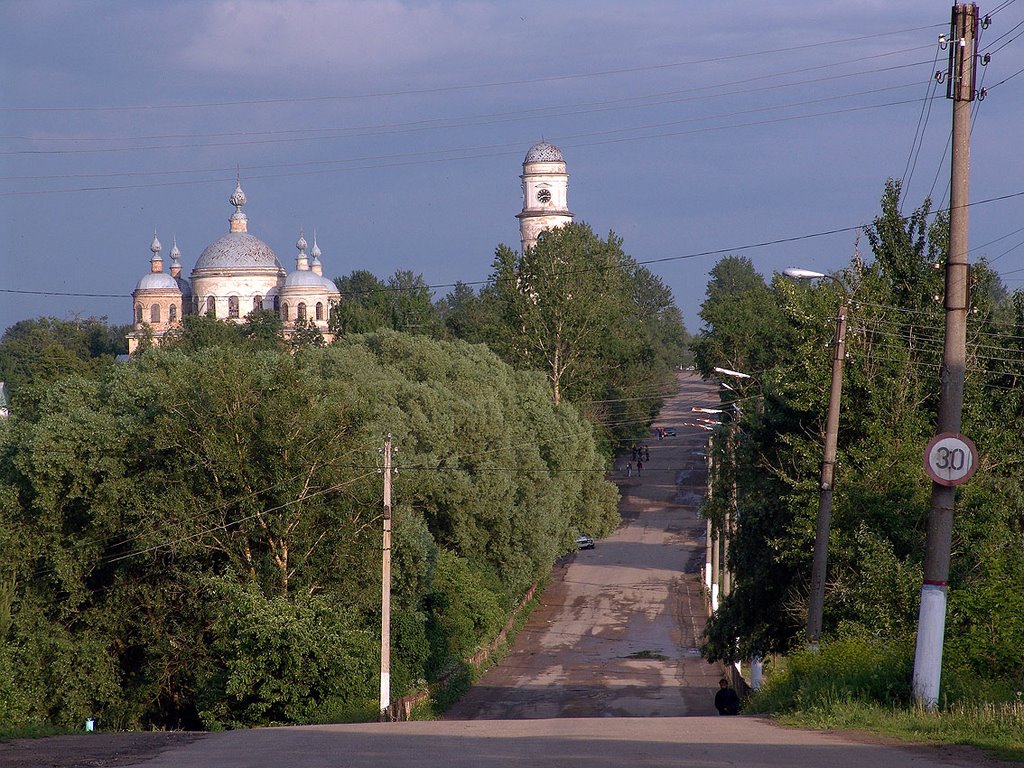 Мещовск. Въезд в город с западной его стороны. Июнь 2005 года