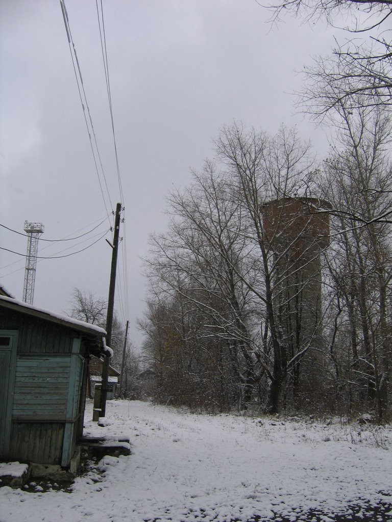 У станции