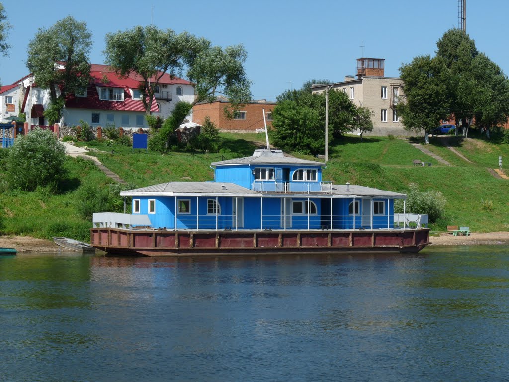 Таруса. Дебаркадер.