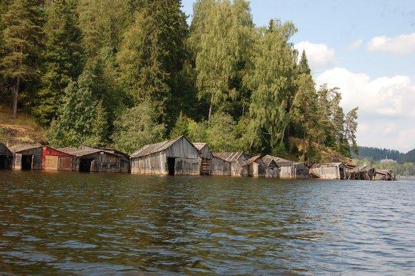 Ладожское озеро близ Лахденпохья. Lake Ladoga, near Lahdenpohja