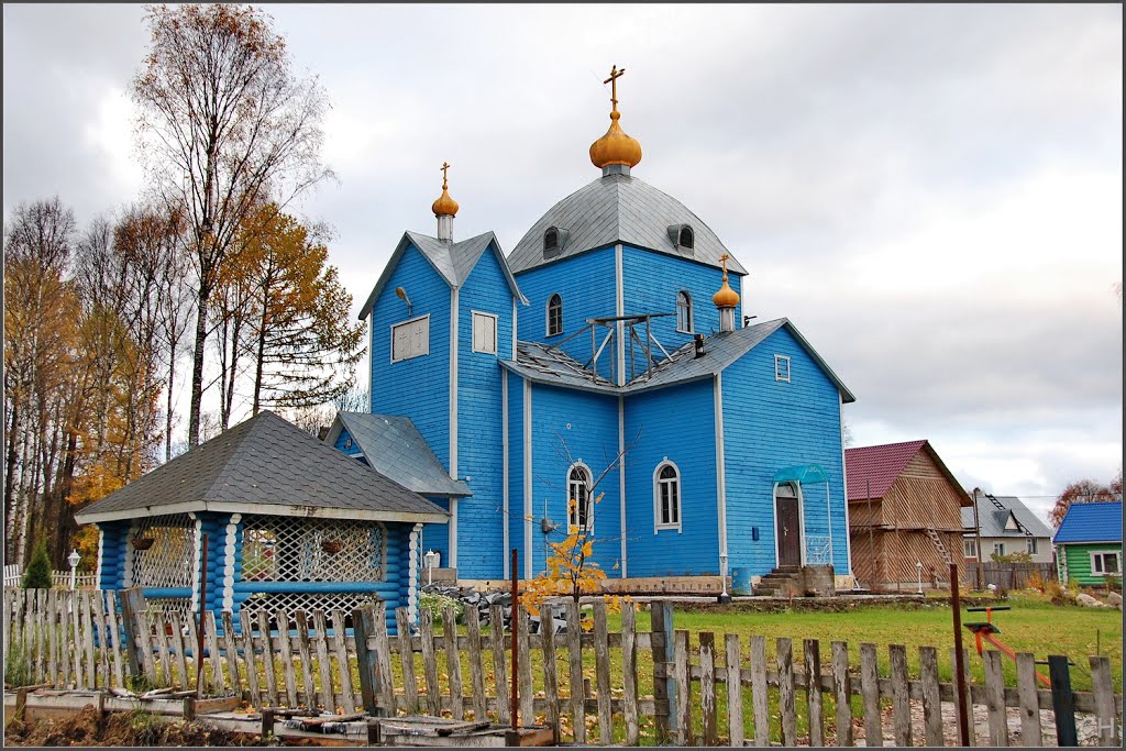 Пряжа. Храм Покрова Пресвятой Богородицы  в 2012 году