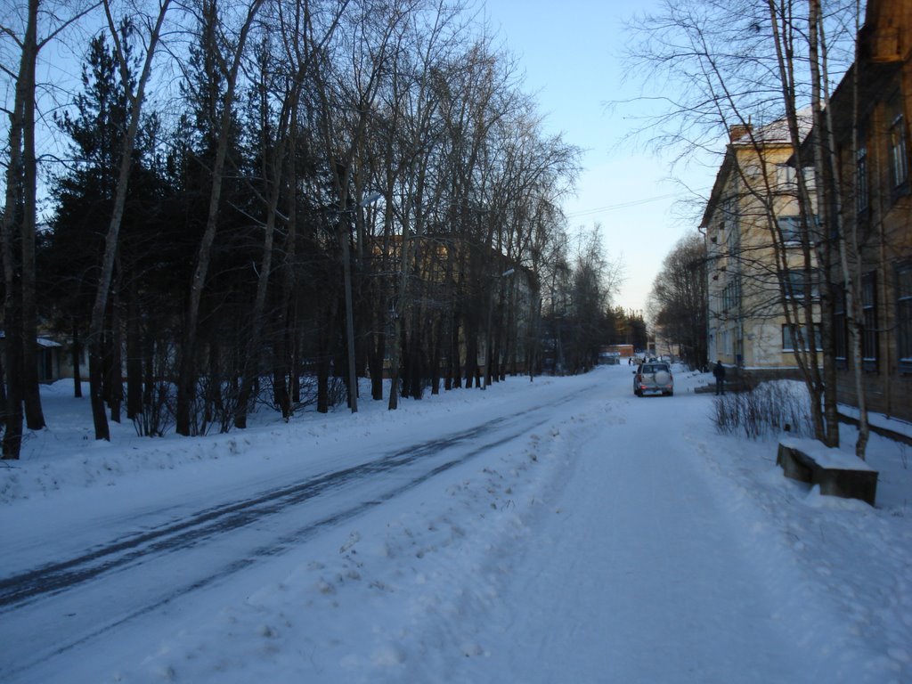 Mira St.