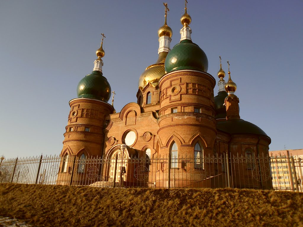 Храм
