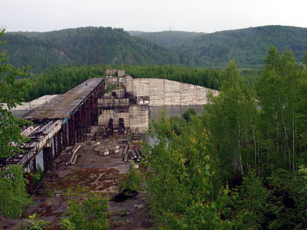 Зеленогорск. Недостроенная плотина ГЭС