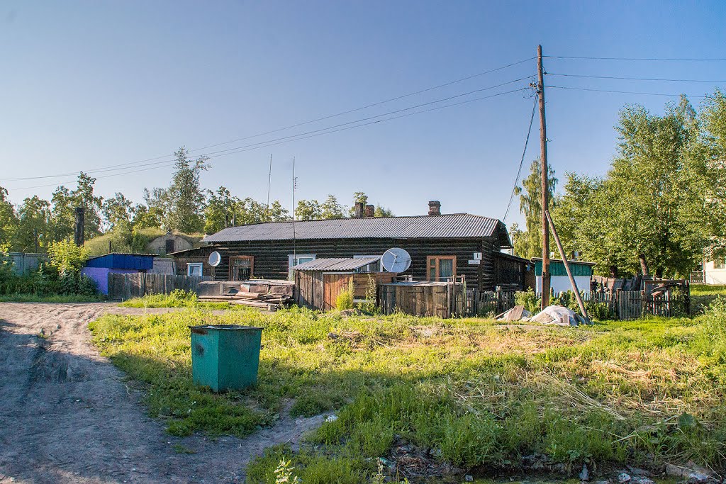 ул. Ворошилова, 2