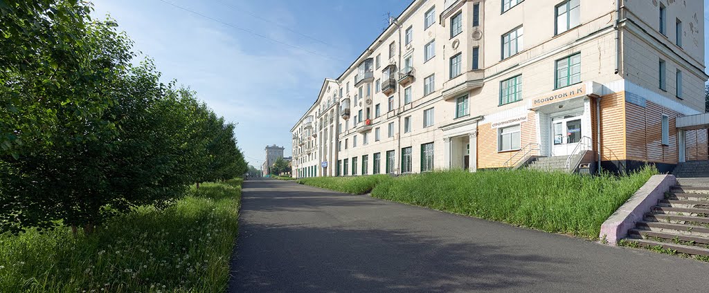 пр. Шахтёров, июнь 2010