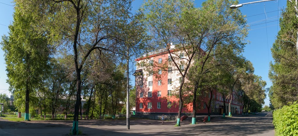 Ул. Комсмомольская, 7, июнь 2013