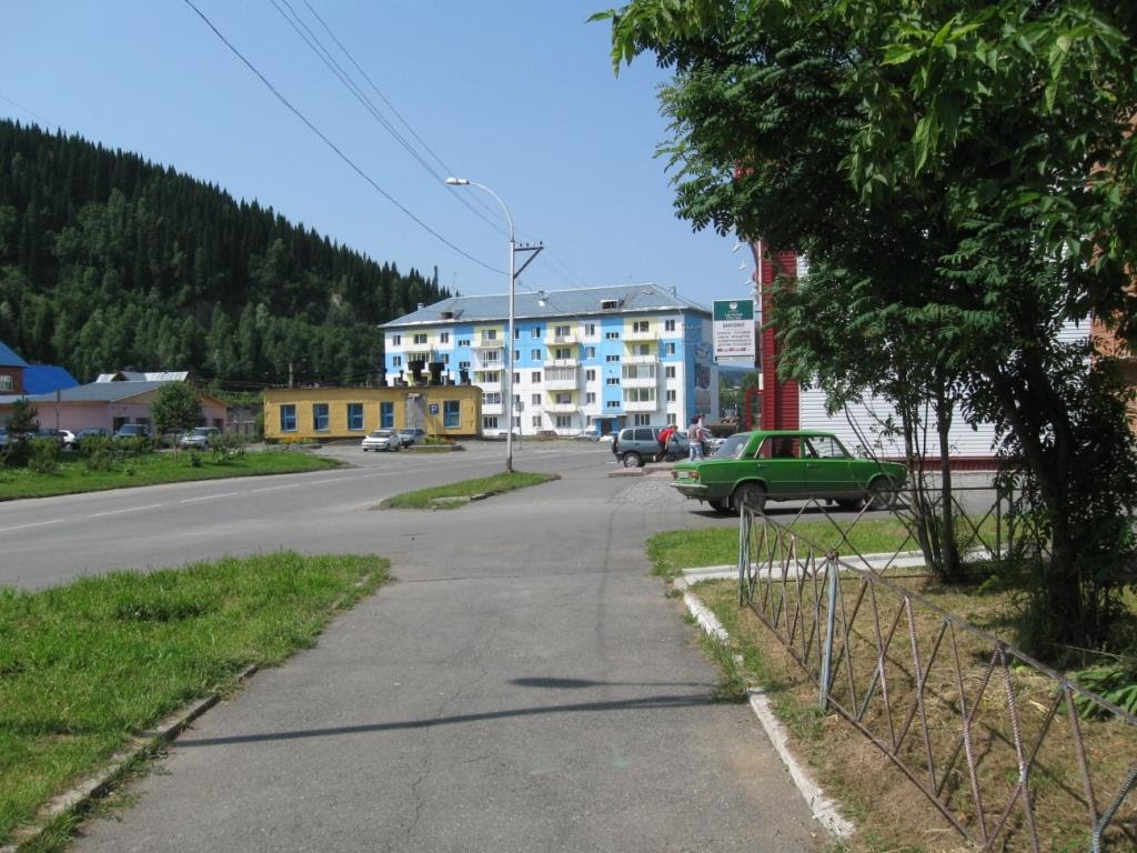 Nogradsky str. and Makarenko str.