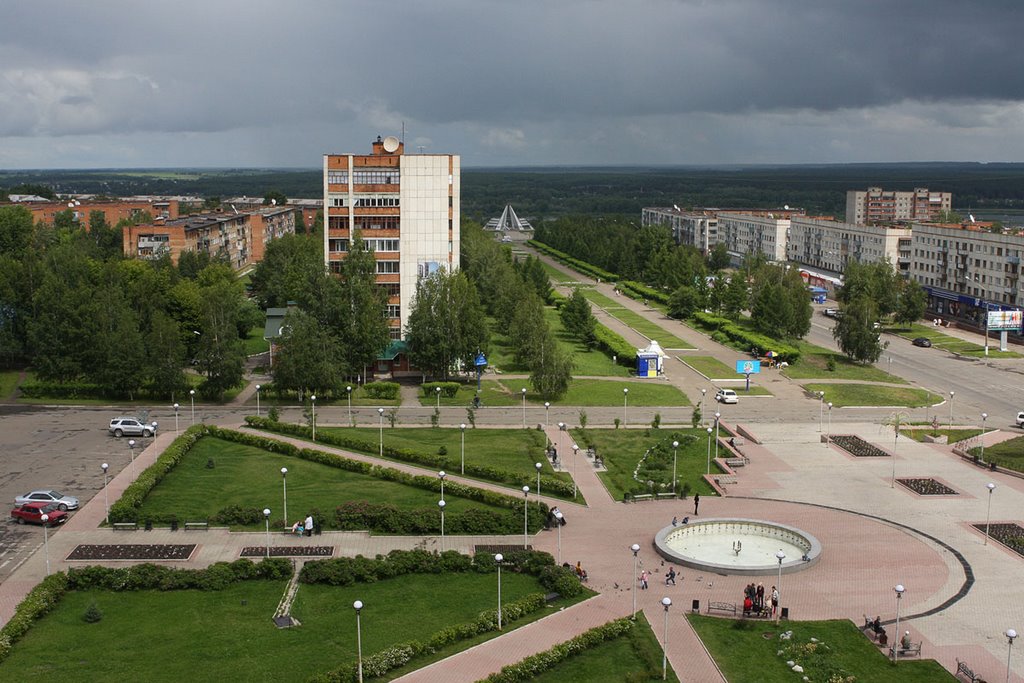 A view on Yurga city central square (Центральная площадь Юрги)