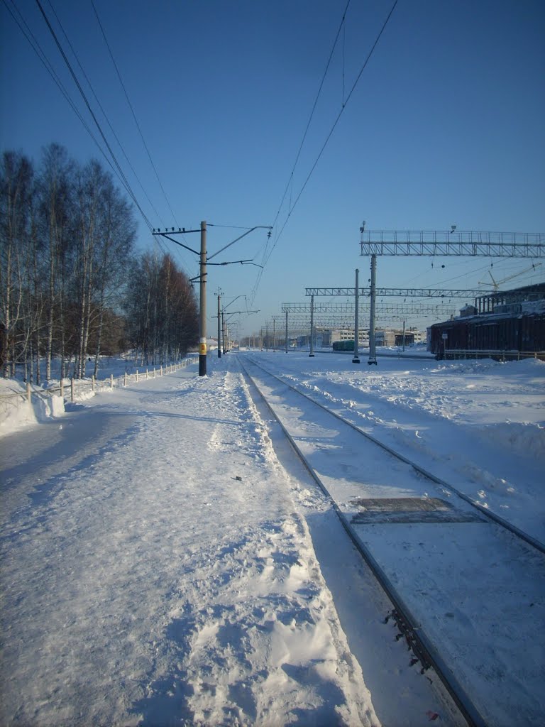Станция Яшкино, Первый путь