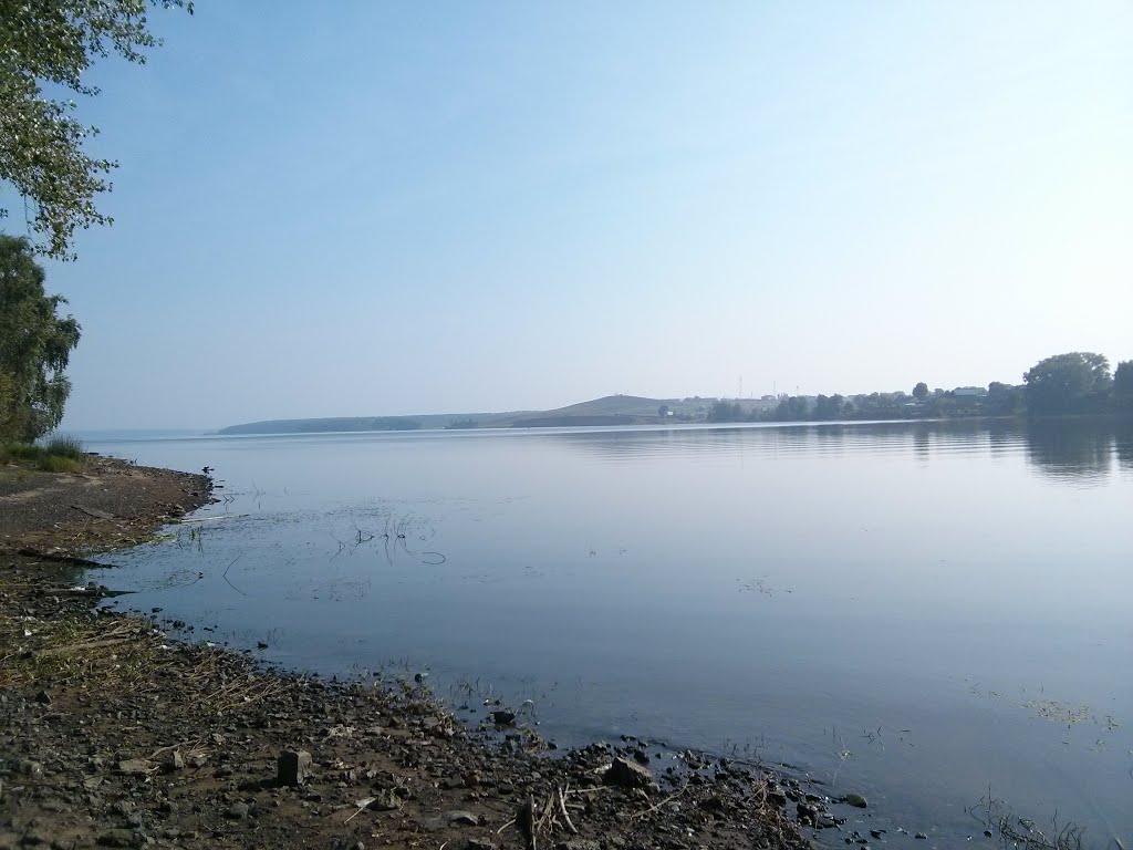 Водохранилище в Белой Холунице - вид на дальний берег