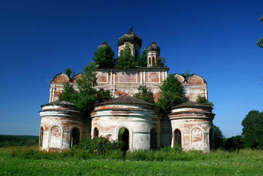 Церковь в п.Кырмыж, Кировская обл.